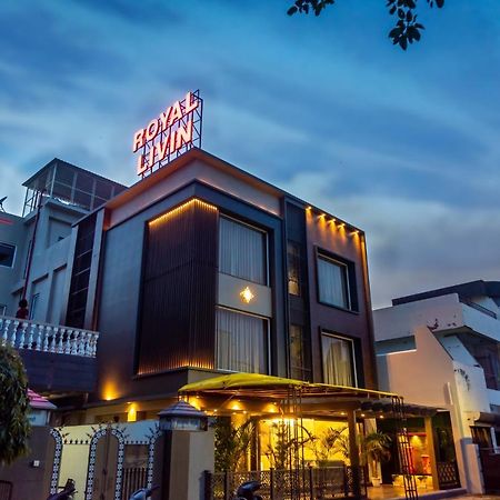 Hotel Royal Livin Varanasi Ngoại thất bức ảnh