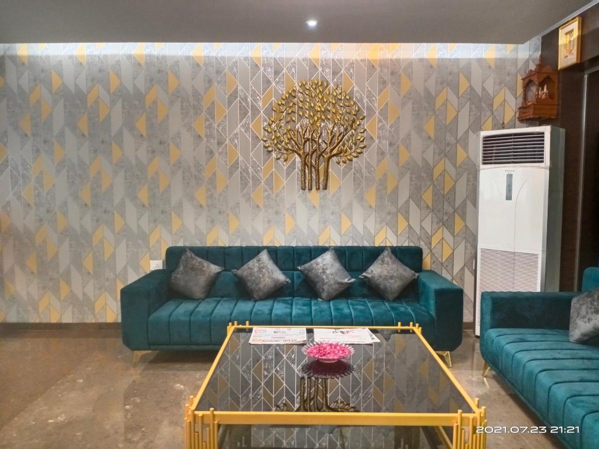 Hotel Royal Livin Varanasi Ngoại thất bức ảnh