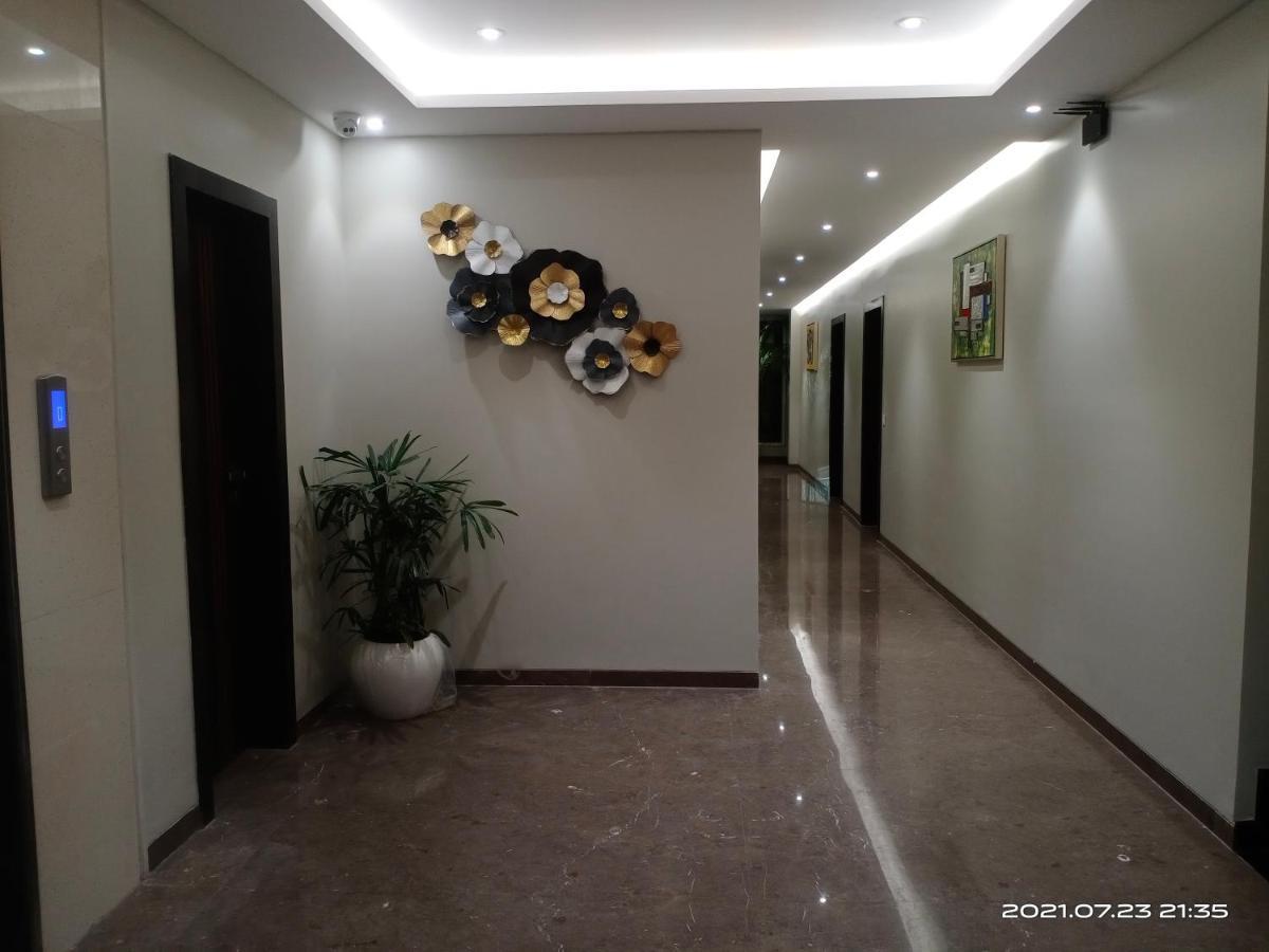 Hotel Royal Livin Varanasi Ngoại thất bức ảnh